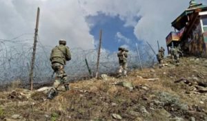 पाक ने LoC के पास तीन सेक्टरों में दागे गोले, भारतीय सेना ने दिया मुंहतोड़ जवाब