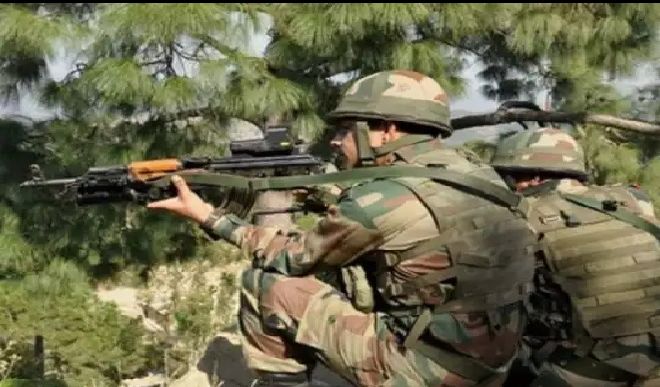 जम्मू-कश्मीर के कठुआ और राजौरी में पाकिस्तान ने तोड़ा सीजफायर, LoC पर गांवों व चौकियों को बनाया निशाना