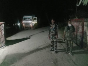 गेट तोड़ थाने में घुसी अनियंत्रित ट्रॉली, नक्सली हमला समझ पुलिस ने संभाला मोर्चा