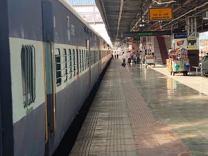 रेलवे ने भी पूरी की तैयारी, जयपुर से 5 शहरों के लिए चलेंगी 6 स्पेशल ट्रेनें, रिजर्वेशन टिकट लेकर आम यात्री भी कर सकेंगे यात्रा
