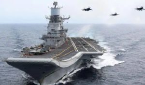 उपराष्ट्रपति ने नौसेना दिवस पर नौसैन्यकर्मियों के पराक्रम की सराहना की