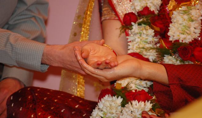 लव जिहाद की सूचना पर पुलिस ने शादी रुकवाई, लेकिन दोनों एक ही धर्म के निकले