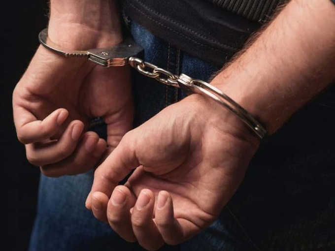 फायरिंग में शामिल रहे PLFI के दाे नक्सली गिरफ्तार, हथियार भी बरामद