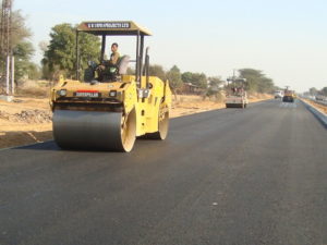 सारण-नवादा-बक्सर-जमुई की सड़कों को 166 करोड़ रुपए से 18 महीने में चौड़ा-मजबूत करना है