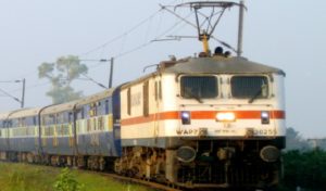 रेलवे ने यात्रियों के लिए शुरू की नई सुविधा, अब चादर और कंबल की नहीं होगी परेशानी
