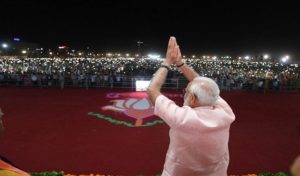 बंगाल में फ्रंट फुट पर खेलने को बीजेपी तैयार, PM मोदी 20 और अमित शाह करेंगे 50 रैलियां!