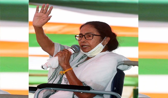 ममता ने ‘मार्क्सवादी मित्रों’ से कांग्रेस को वोट नहीं देने को कहा