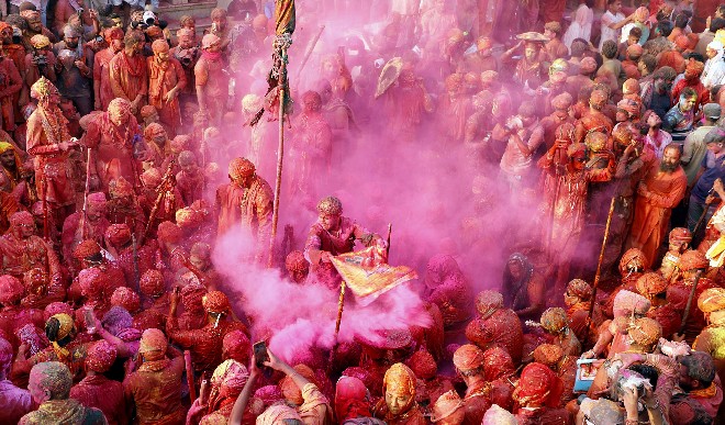 कोरोना वायरस: रायपुर में होली मिलन और अन्य सार्वजनिक कार्यक्रमों पर प्रतिबंध