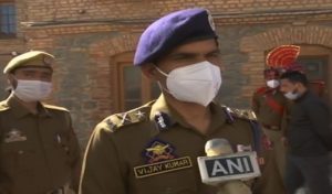 भाजपा नेता के घर पर लश्कर के चार आतंकवादियों ने हमला किया, दो की पहचान हुई: आईजी कश्मीर