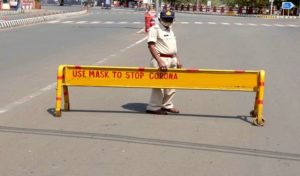 कोरोना के बढ़ते मामलों के बीच पुणे में अगले सात दिनों तक आंशिक लॉकडाउन