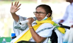 नंदीग्राम के बूथ पर धांधली को EC ने नकारा, ममता को 6 पन्नों में जवाब