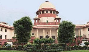 केंद्र के खिलाफ दिल्ली हाईकोर्ट की अवमानना नोटिस पर रोक, दिल्ली को  700 MT ऑक्सीजन देने का निर्देश