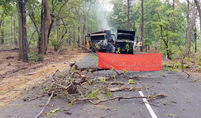 झारखंड: चतरा से TSPC का नक्सली कमांडर गिरफ्तार, भारी मात्रा में हथियार- गोलाबारूद हुए बरामद