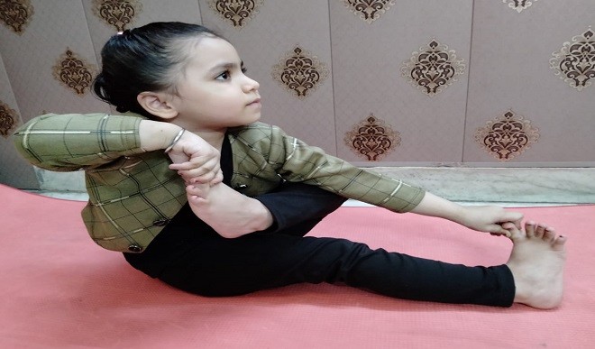 महज़ 3 वर्ष की उम्र में बनाया योग में एशिया बुक ऑफ रिकॉर्ड और इंडिया बुक ऑफ रिकार्ड्स
