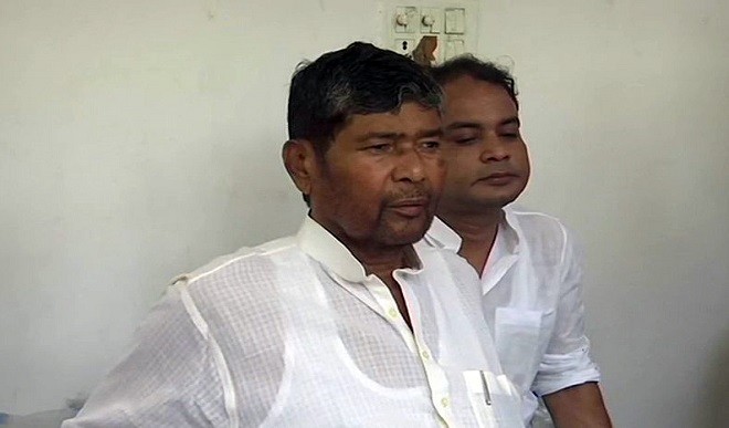चिराग को एक और झटका, लोकसभा स्पीकर ने पाशुपति पारस को LJP संसदीय दल के नेता के तौर पर दी मान्यता