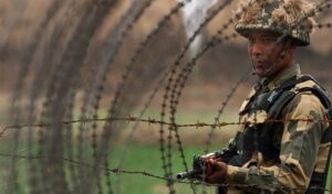 BSF ने एक पाकिस्तानी स्मगलर को मार गिराया, 135 करोड़ की हेरोइन बरामद