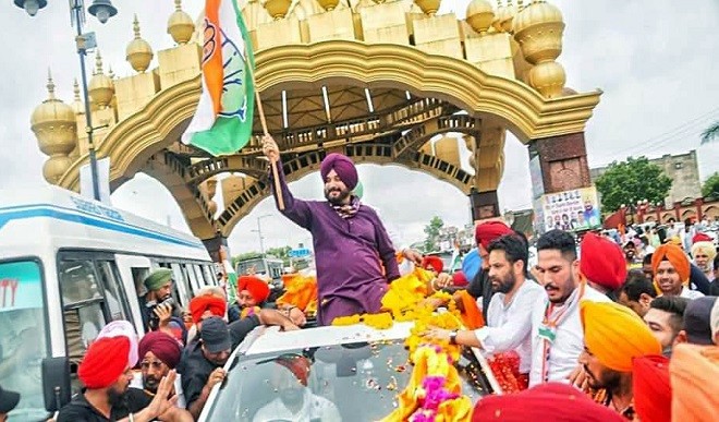 क्या नवजोत सिंह सिद्धू ने अमरिंदर सिंह से मिलने का मांगा है समय ? रवीन ठकराल ने दिया यह जवाब