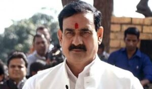 गृह मंत्री नरोत्तम मिश्रा ने एमपी कांग्रेस अध्यक्ष पर किया पलटवार, कहा: लगता है पेगासस के सेल्स पर्सन है कमलनाथ