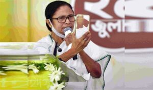 जासूसी के नाम ममता का प्लान 2024 एक्टिवेट, फोन दिखाते हुए कहा- न शरद पवार से न चिदंबरम से कर पा रही बात