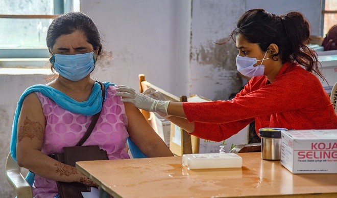 वैक्सीनेशन सर्टिफिकेट में मौजूद गलत जानकारी को सुधारना बेहद आसान, रिपोर्ट में मौजूद Steps को करें Follow