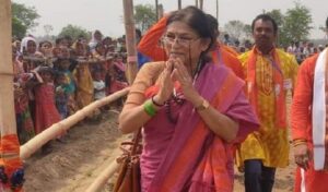 ममता पर रूपा गांगुली का पलटवार, कहा- बंगाल संभल नहीं रहा, देश चलाने का देख रहीं सपना