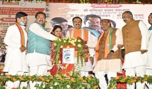 उपमुख्यमंत्री ने विभिन्न परियोनाओं का किया लोकार्पण एवं शिलान्यास