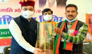 भाजपा की सरकारों ने अनुसूचित जाति वर्ग के उत्थान के लिए बेहतरीन कार्य किए: सुरेश कश्यप