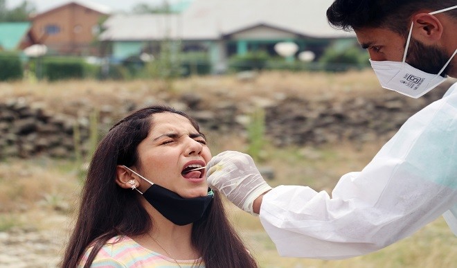 लगातार दूसरे दिन 40 हजार से कम आए कोरोना केस, एक दिन में 546 मरीजों की मौत