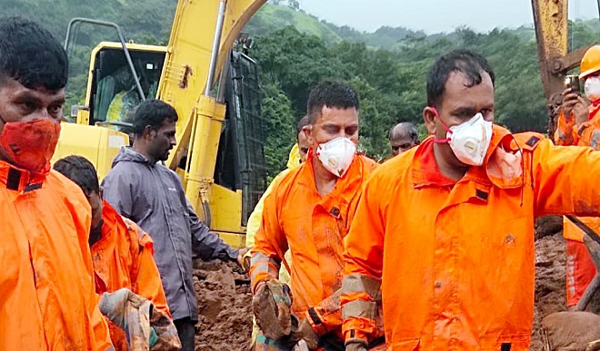 महाराष्ट्र में बाढ़ और भूस्खलन से 82 लोगों की मौत, अभी भी 59 लोग लापता, रायगढ़ सबसे अधिक प्रभावित