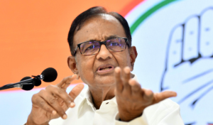 प्रधानमंत्री को संसद में बयान देना चाहिए, जासूसी हुई या नहीं बताना चाहिए : चिदंबरम