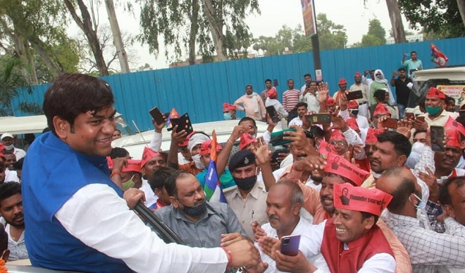 भाजपा को सबक सिखाने की तैयारी में मुकेश सहनी, अखिलेश और तेजस्वी का कर रहे धन्यवाद