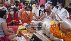 CM शिवराज ने सावन के पहले सोमवार पर उज्जैन में बाबा महाकाल के किए दर्शन