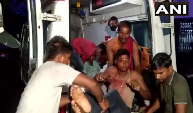 UP के बाराबंकी में भीषण सड़क हादसा, 18 लोगों की मौत