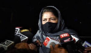 महबूबा मुफ्ता ने फिर अलापा पाकिस्तान राग, बोलीं- J&K में खून-खराबे को बंद करने के केंद्र सरकार करे पड़ोसी मुल्क से बात