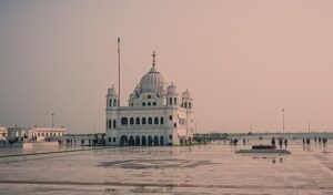 कैप्टन अमरिन्दर सिंह ने PM मोदी से की करतारपुर कॉरिडोर को फिर से खोलने की मांग