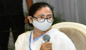 'लोकतंत्र बचाओ देश बचाओ' नारे के साथ बोलीं ममता बनर्जी, हर दो महीने में आती रहूंगी