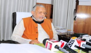 UP के वित्त मंत्री सुरेश खन्ना बोले, पेट्रोल-डीजल पर लगाए वैट व सेस अन्य राज्यों की तुलना में सबसे कम