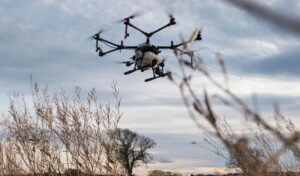 दिल्ली पुलिस ने लाल किले के पास उड़ रहे ड्रोन को किया जब्त, वेब सीरीज बनाने वालों के खिलाफ मामला दर्ज