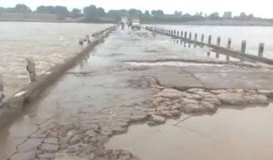 बाढ़ ने खोली बीजेपी सरकार की पोल,तबाह किए करोड़ो के पुल, विपक्ष ने की उच्चस्तरीय जांच की मांग