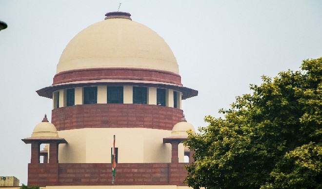 लखीमपुर मामले में सुप्रीम कोर्ट ने लिया स्वतः संज्ञान, गुरुवार को होगी सुनवाई