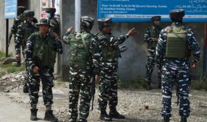 रायपुर रेलवे स्टेशन पर ट्रेन की बोगी में  ग्रेनेड विस्फोट, सीआरपीएफ के 6 जवान घायल