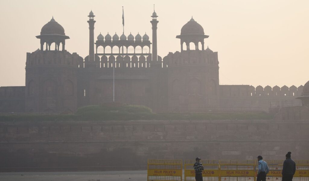 वायु गुणवत्ता आयोग ने प्रदूषण पर रोकथाम के लिए सख्त कदम उठाये हैं: केंद्र ने न्यायालय को बताया