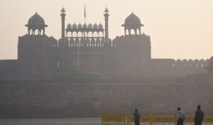 वायु गुणवत्ता आयोग ने प्रदूषण पर रोकथाम के लिए सख्त कदम उठाये हैं: केंद्र ने न्यायालय को बताया