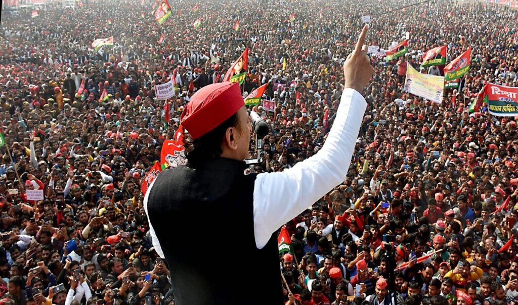 यूपी चुनाव 2022: फिजिकल रैलियों पर आयोग की रोक, अखिलेश की समाजवादी डिजिटल फोर्स हुई एक्टिव