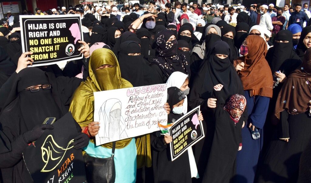 हिसाब मामले पर पाकिस्तान की साजिश का खुलासा, आईबी ने सभी राज्यों में जारी किया अलर्ट