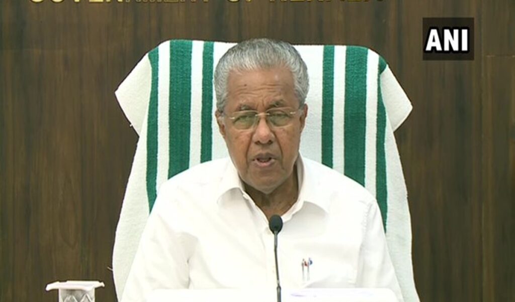 विजयन ने सिल्वर लाइन परियोजना के विरोध को  विकास-विरोधी  कहकर खारिज किया