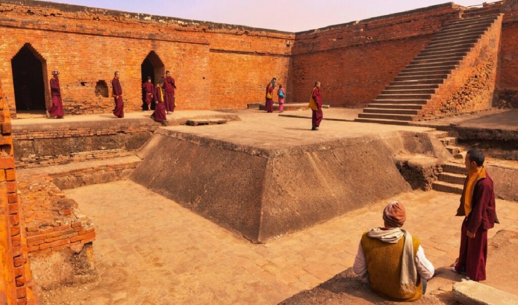 Matrubhoomi: शिक्षा के मंदिर में खिलजी ने लगाई आग, तीन महीने तक जलता रहा पुस्तकालय, नालंदा के गौरवशाली इतिहास की कहानी